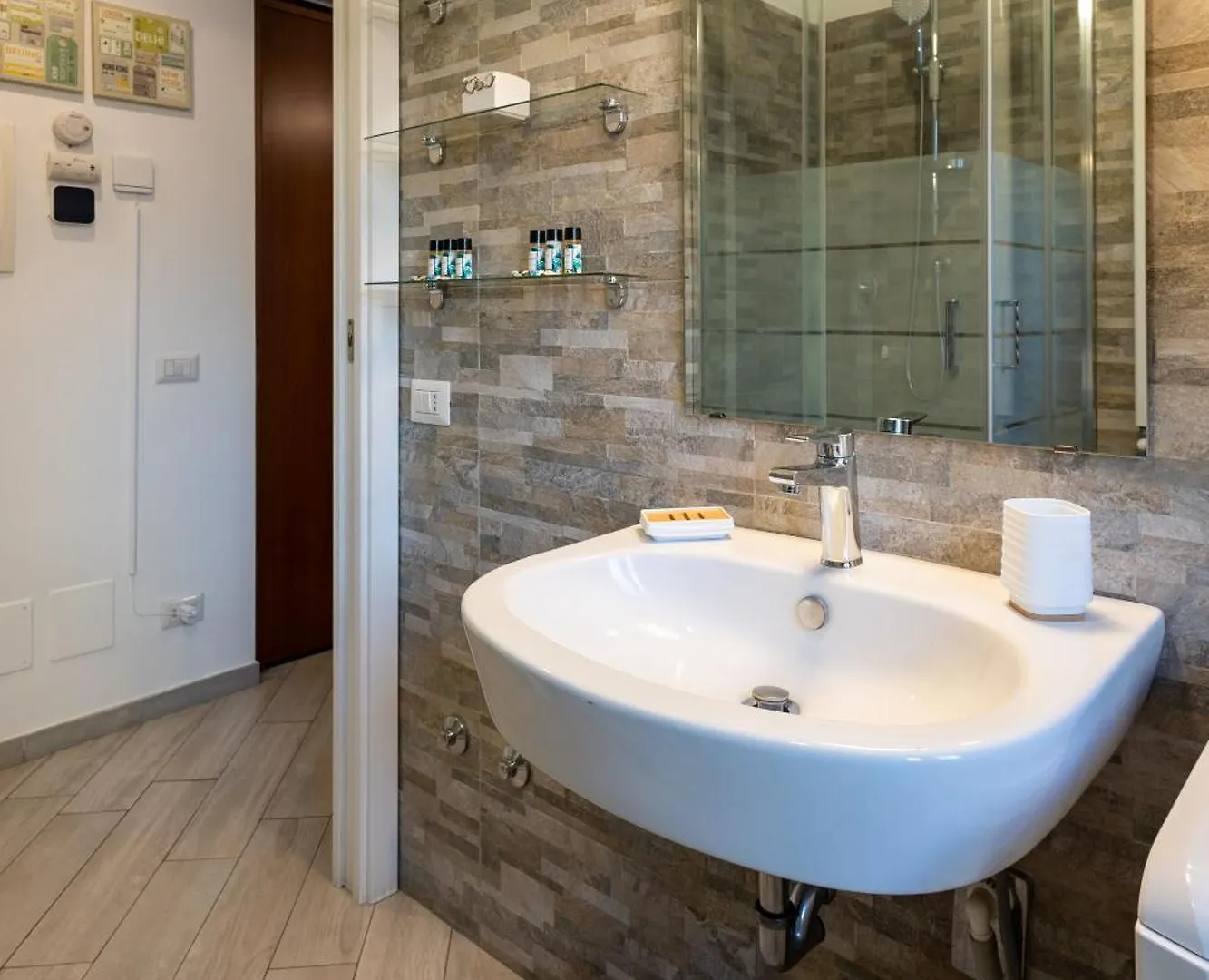 Ottoboni Apartment, 4 Persone, Balcone, Wi-Fi, Stazione Tiburtina Roma Italia